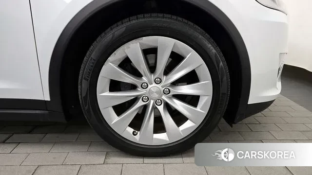 Tesla Model X id 3188225 из Кореи 15