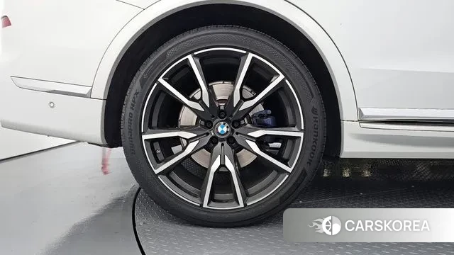 BMW X7 (G07) id 3722215 из Кореи 15