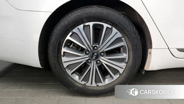 Kia K7 Premier Hybrid id 3777959 из Кореи 15