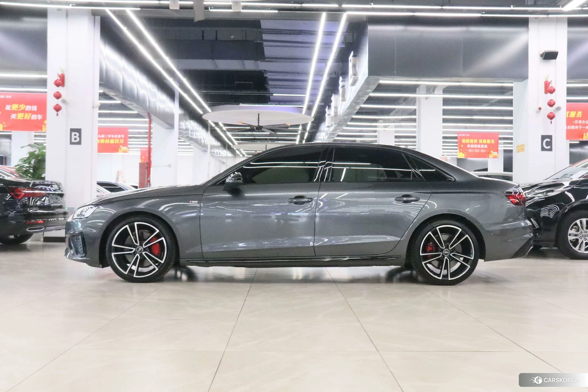 Audi A4L id 4420896 из Китая 17