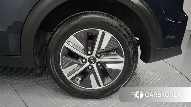 Kia The New Niro id 3296502 из Кореи 15