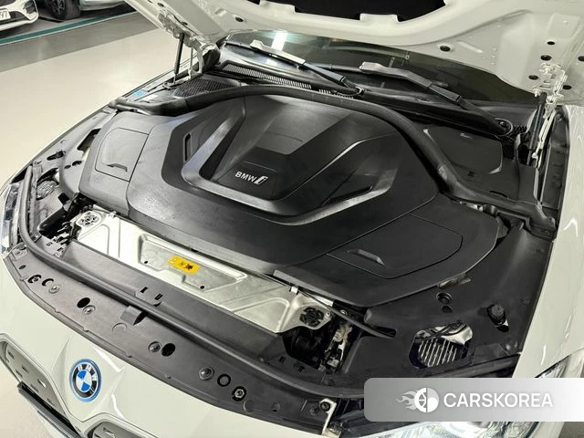 BMW i4 id 4428418 из Кореи 15