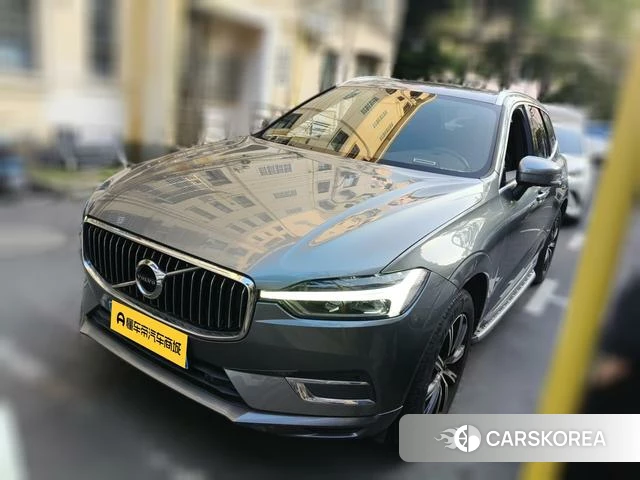 Volvo XC60 2021 Темно-серый из Китая, фото 5