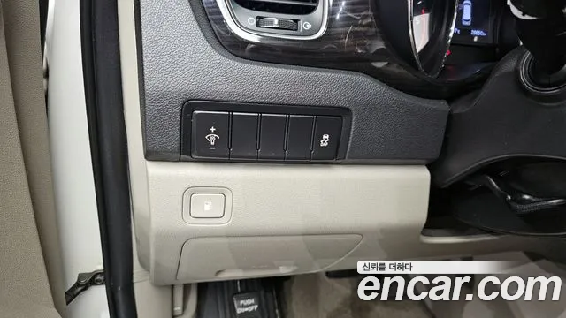 Kia The New Carnival id 2662789 из Кореи 15