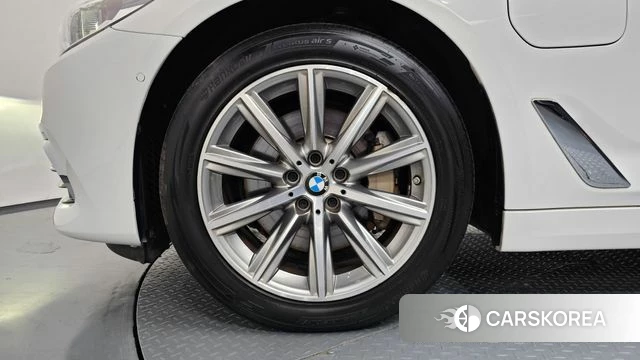 BMW 5 Series (G30) id 4698009 из Кореи 28
