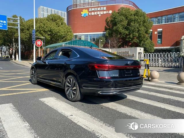 Volkswagen Passat 2023 Черный из Китая, фото 5