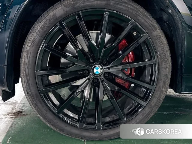 BMW X6 (G06) 2025 Черный из Кореи, фото 5