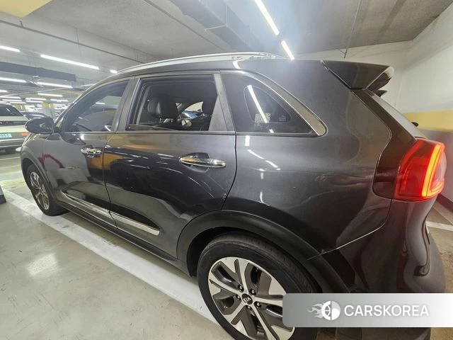 Kia Niro id 4530790 из Кореи 15