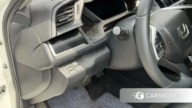 Honda Civic id 4274493 из Китая 17