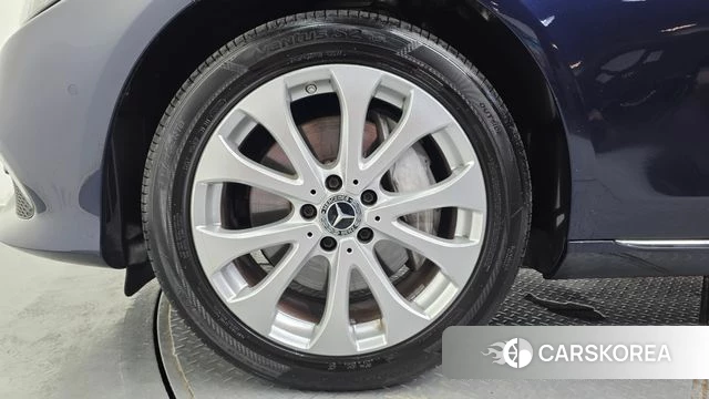 Mercedes-Benz E-Class W213 id 4377866 из Кореи 25