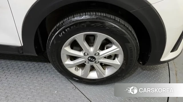 Kia Stonic id 3583295 из Кореи 15