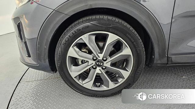 Kia Stonic id 4196966 из Кореи 26