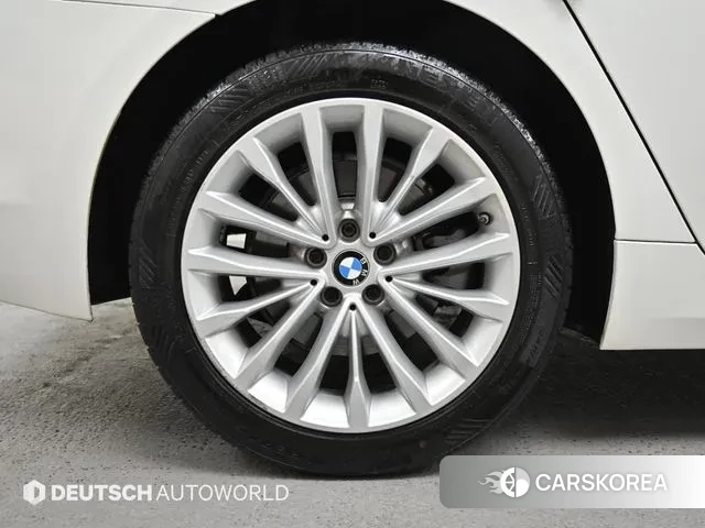 BMW 5 Series (G30) id 3651498 из Кореи 15