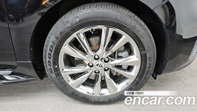 Kia The New Carnival id 2414517 из Кореи 15