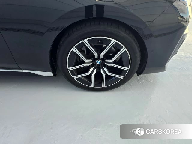 BMW 7 Series (G70) id 4879414 из Кореи 15