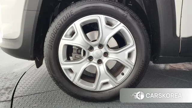 Jeep Renegade id 3727139 из Кореи 15