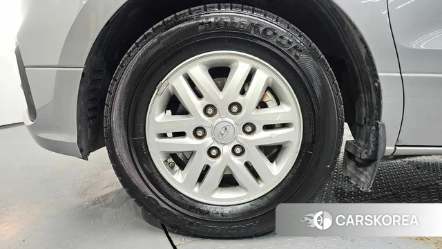 Hyundai The New Grand Starex id 4672518 из Кореи 26