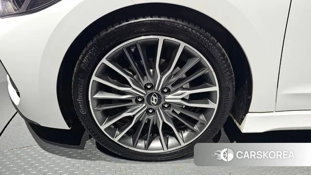 Hyundai Avante AD id 3801781 из Кореи 15