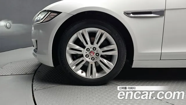 Jaguar XF (X260) id 2855605 из Кореи 15
