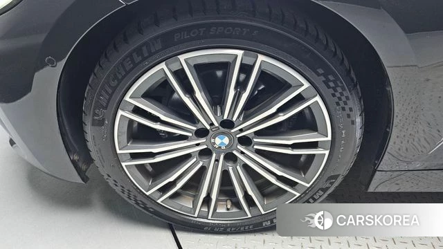 BMW 3 Series (G20) id 4775789 из Кореи 29