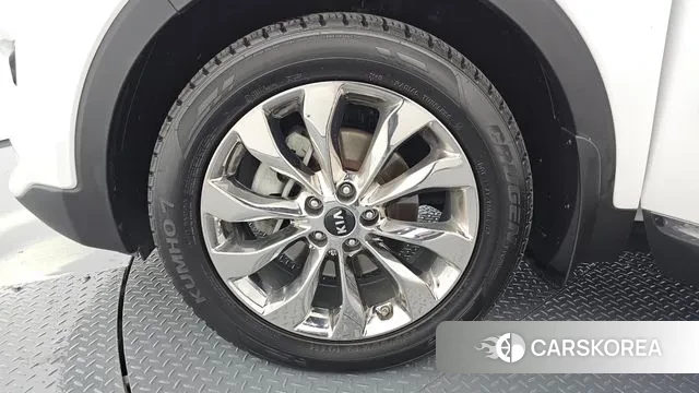 Kia The New Sorento id 3375147 из Кореи 15