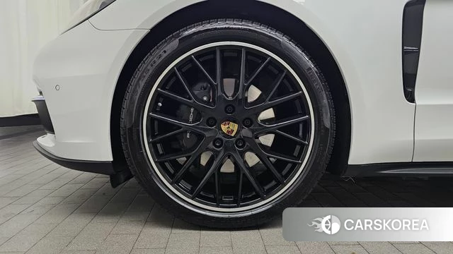 Porsche Panamera (971) id 4284878 из Кореи 28