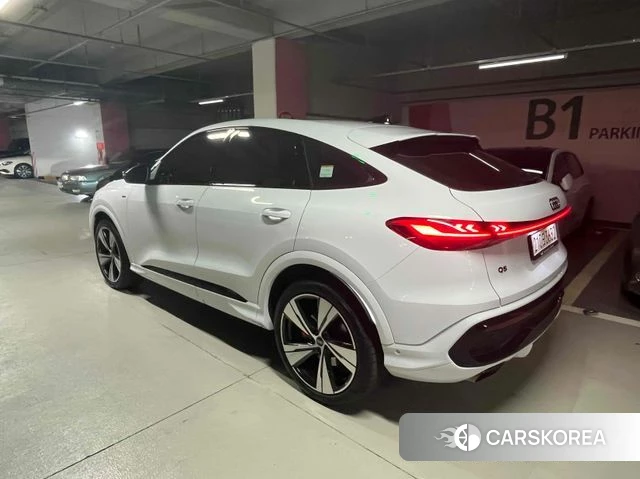 Audi Q5 (80A) 2025 Белый из Кореи, фото 6