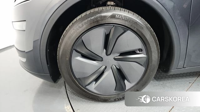 Tesla Model Y id 4302051 из Кореи 34