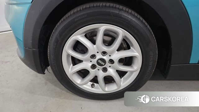 Mini Cooper Convertible id 4435749 из Кореи 27