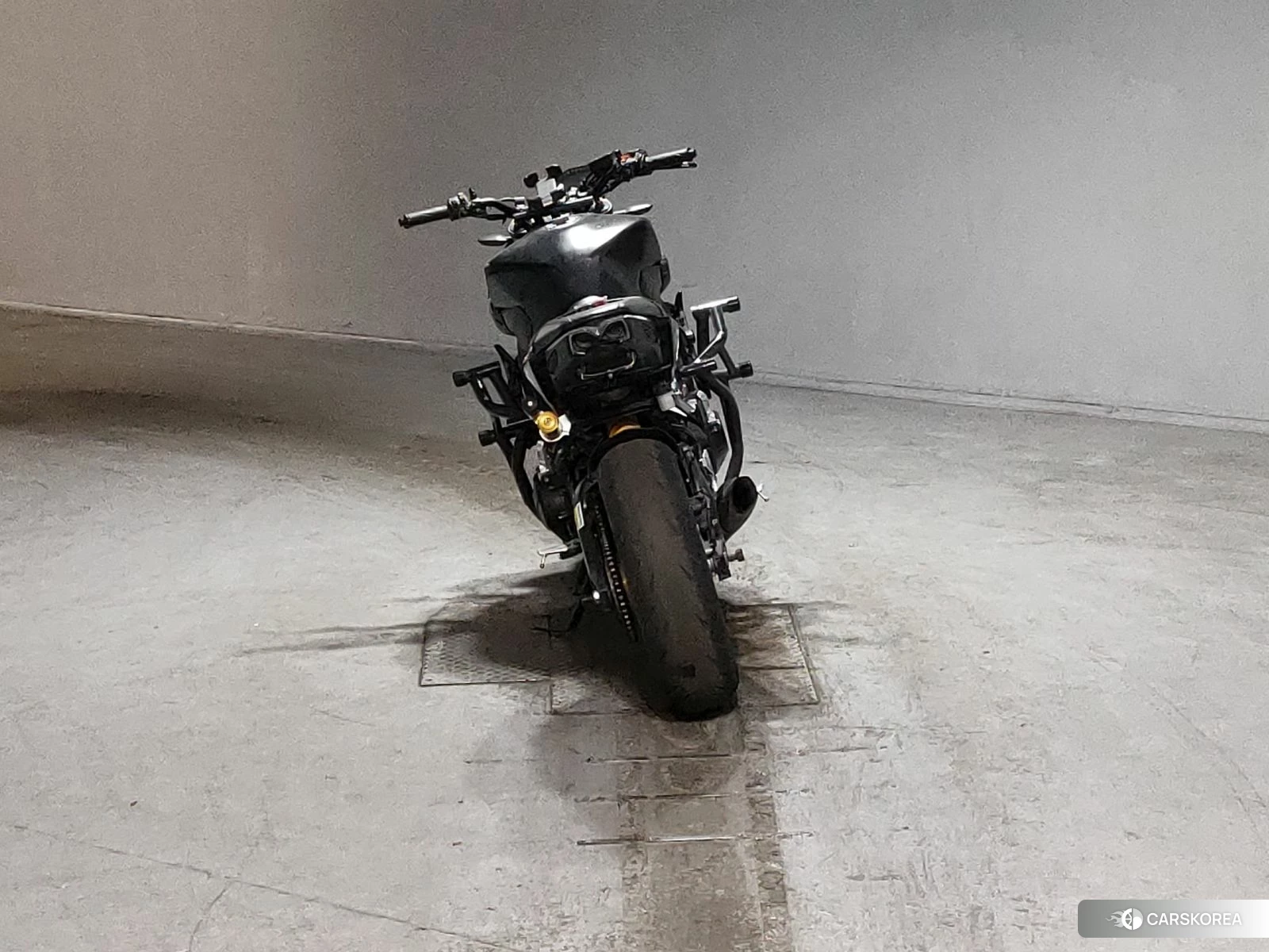 Проданный Yamaha MT-09 id 4200130 из Японии, фото 4