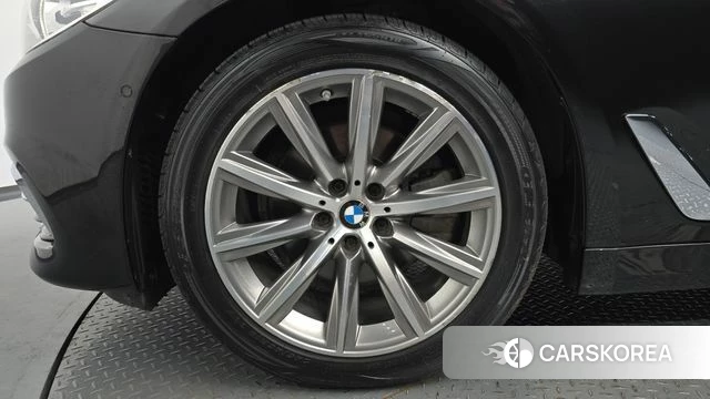 BMW 5 Series (G30) id 4496560 из Кореи 26