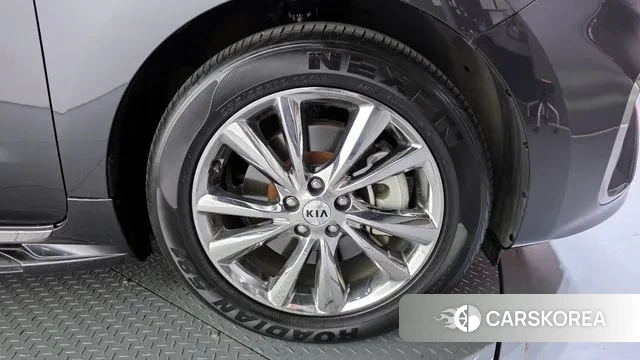 Kia The New Carnival id 3134387 из Кореи 15