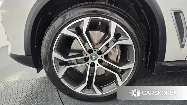 BMW X5 (G05) id 3383658 из Кореи 15