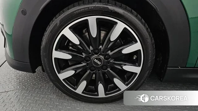 Mini Cooper S id 3405927 из Кореи 15