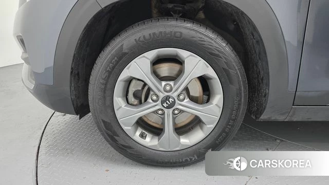 Kia Seltos id 4309975 из Кореи 15