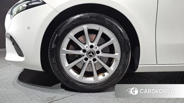 Mercedes-Benz A-Class W177 id 3760314 из Кореи 15