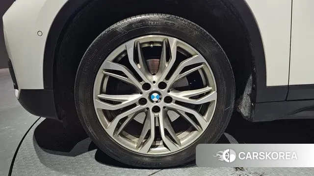 BMW X1 (F48) id 3593285 из Кореи 15