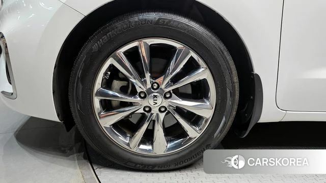 Kia The New Carnival id 4397877 из Кореи 25
