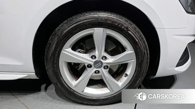 Audi A4 (B9) id 2999788 из Кореи 15