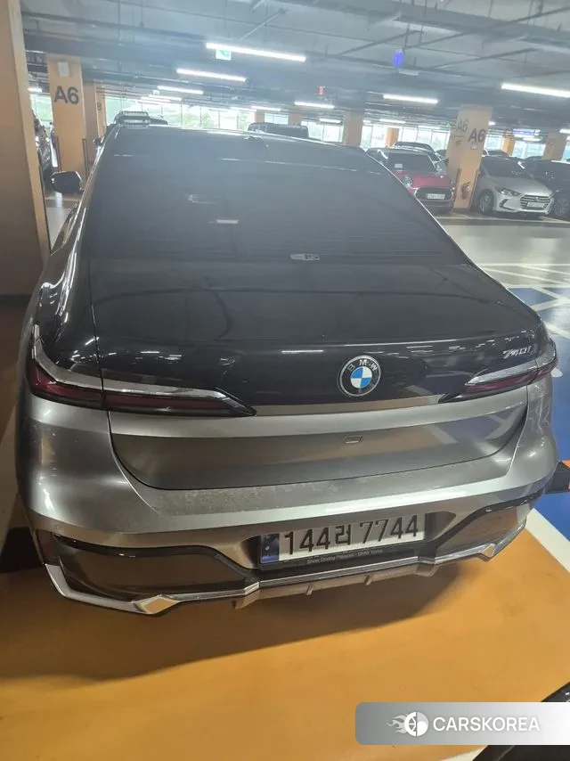 BMW 7 Series (G70) id 3036755 из Кореи 11