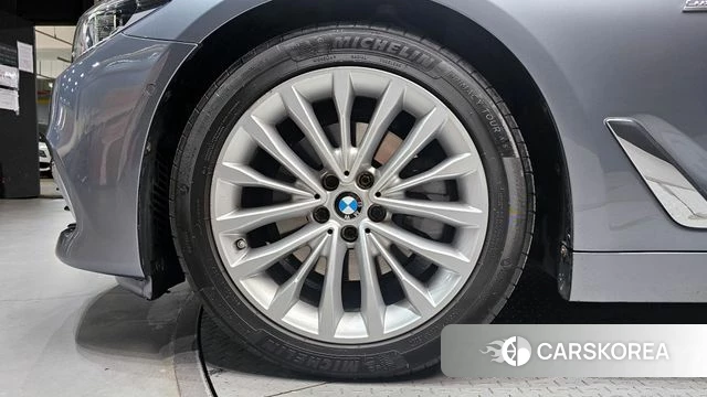 BMW 5 Series (G30) id 4180671 из Кореи 15