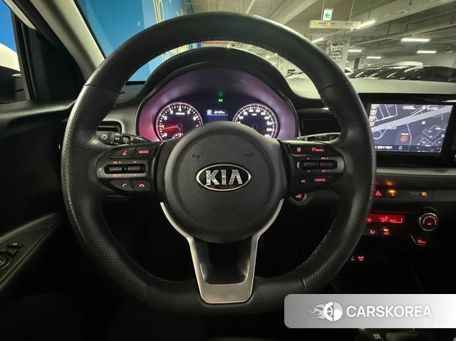 Kia Stonic id 4551304 из Кореи 14
