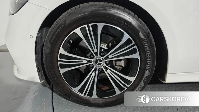 Mercedes-Benz E-Class W214 id 4756941 из Кореи 35
