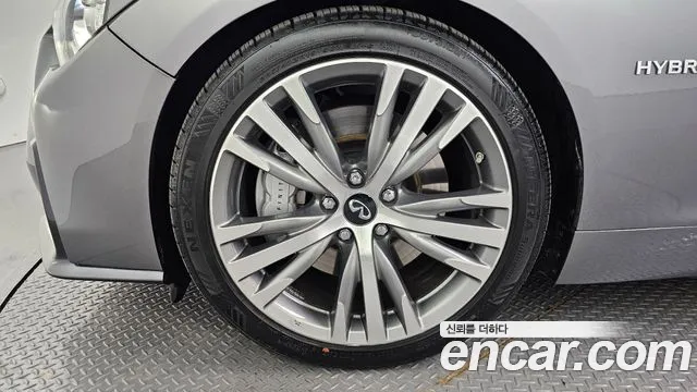 Infiniti Q50 id 2728323 из Кореи 15