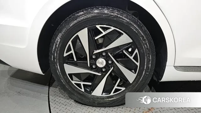 Hyundai The New Grandeur IG Hybrid id 3038886 из Кореи 15