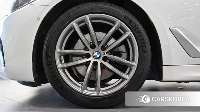 BMW 5 Series (G30) id 4770438 из Кореи 15