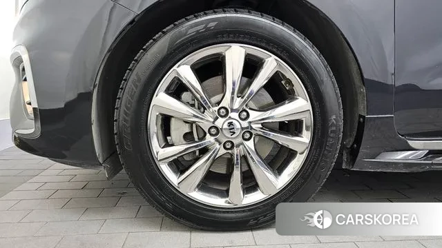 Kia The New Carnival id 3413005 из Кореи 15