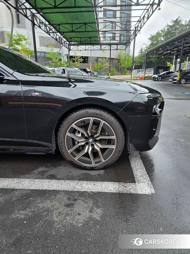 BMW 7 Series (G70) 2025 Черный из Кореи, фото 5