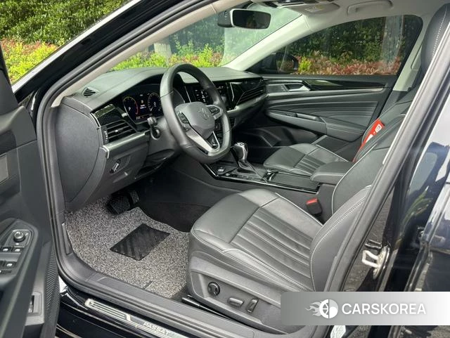 Volkswagen Passat id 4262146 из Китая 8