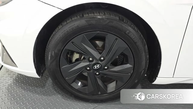 Hyundai Avante Hybrid (CN7) id 3904054 из Кореи 15